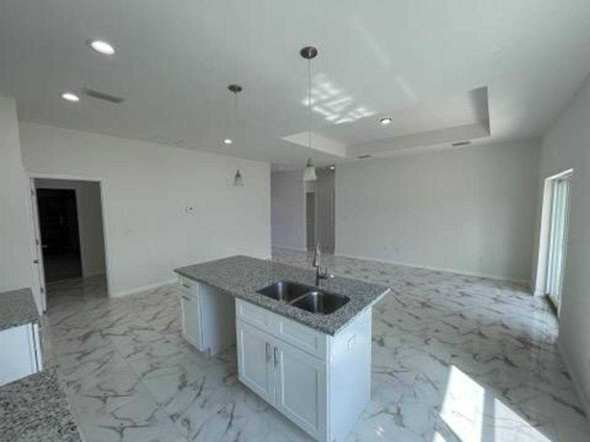 House for rent at 420 Hallmark Ave, Lake Placid, FL 33852