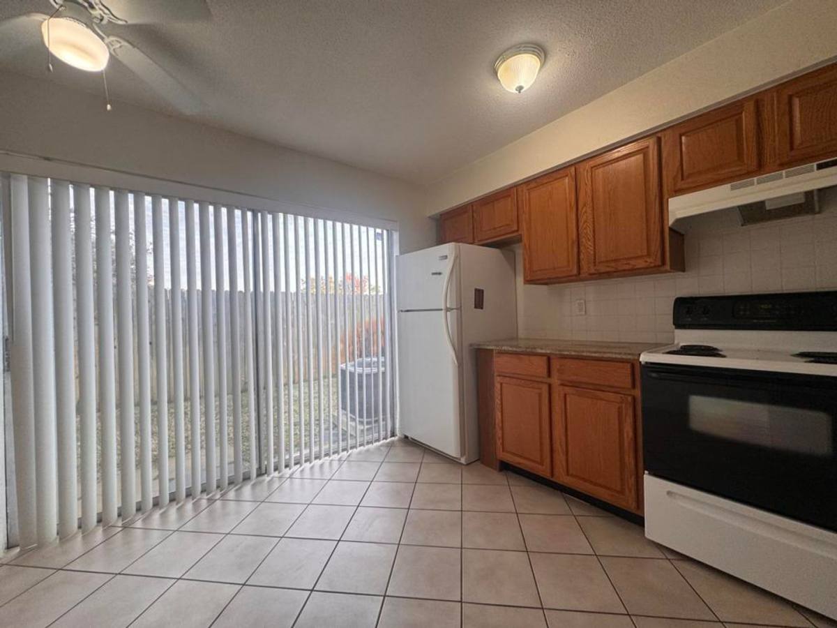 Condo for rent at 1351 S Ridgewood Ave, Daytona Beach, FL 32114
