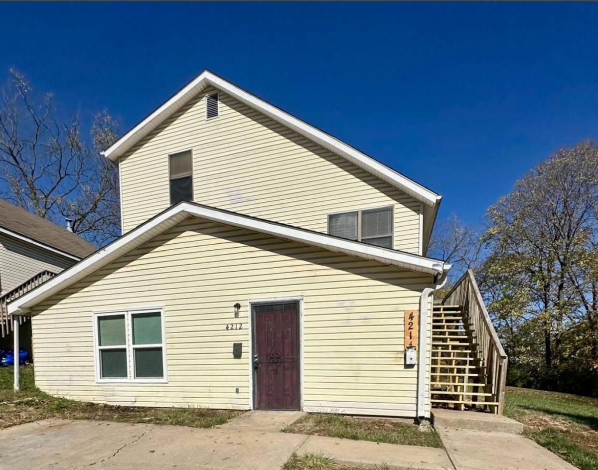 Apartment for rent at 4212 E 55th St, Kansas City, MO 64130