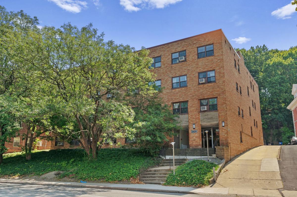 Apartment for rent at 5424 Fifth Ave, Pittsburgh, PA 15232