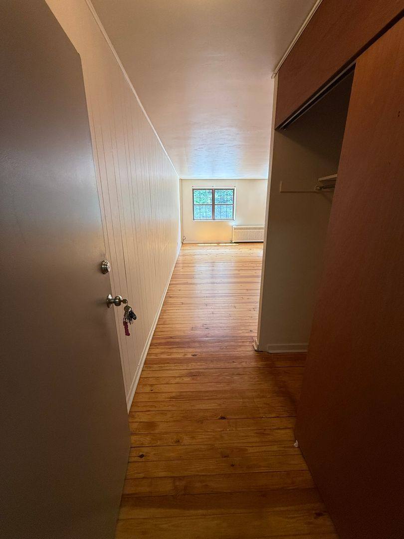 Apartment for rent at 5424 Fifth Ave, Pittsburgh, PA 15232