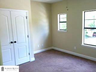 Townhouse for rent at 1915 6th Ave, Tuscaloosa, AL 35401