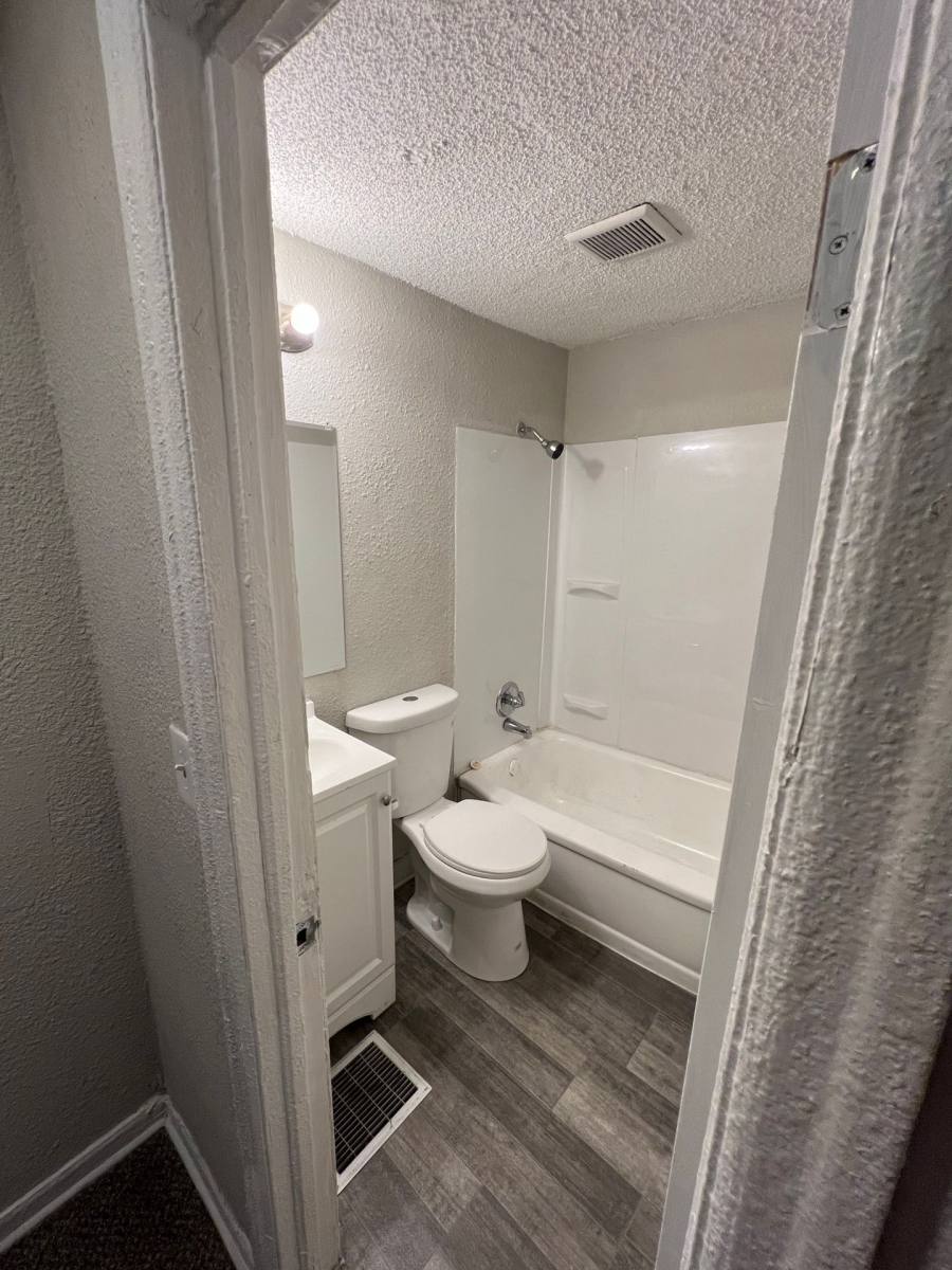 Apartment for rent at 2855 Van Brunt Blvd, Kansas City, MO 64128