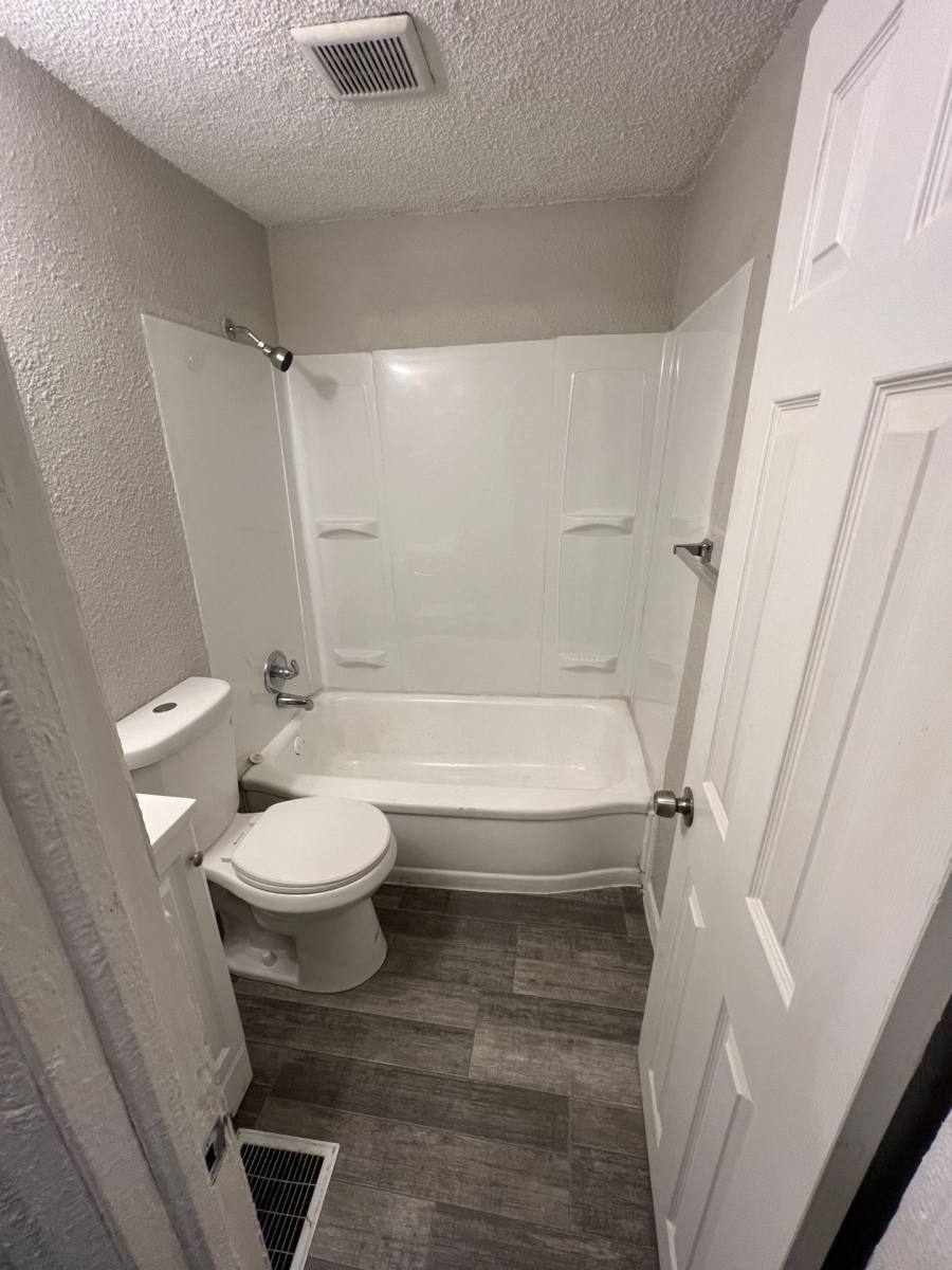Apartment for rent at 2855 Van Brunt Blvd, Kansas City, MO 64128