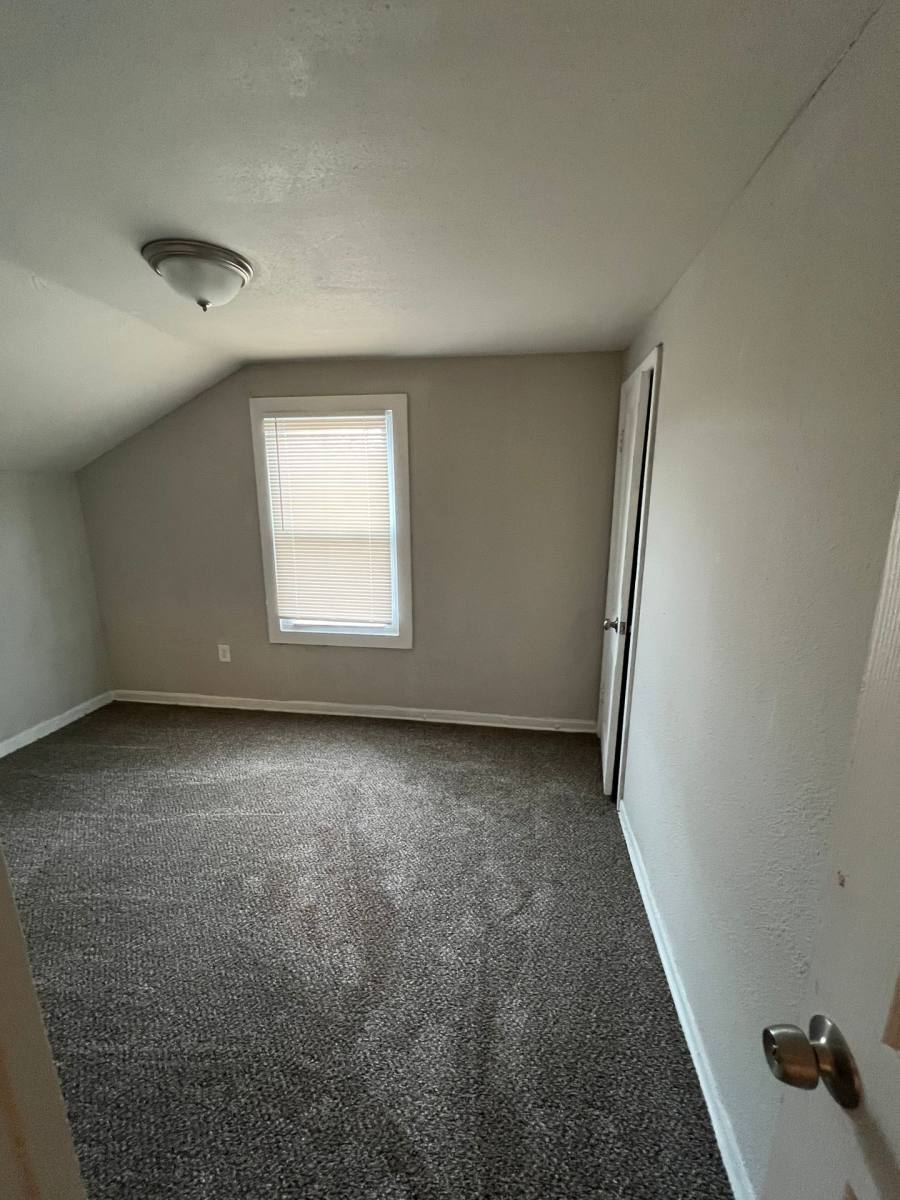 Apartment for rent at 2855 Van Brunt Blvd, Kansas City, MO 64128