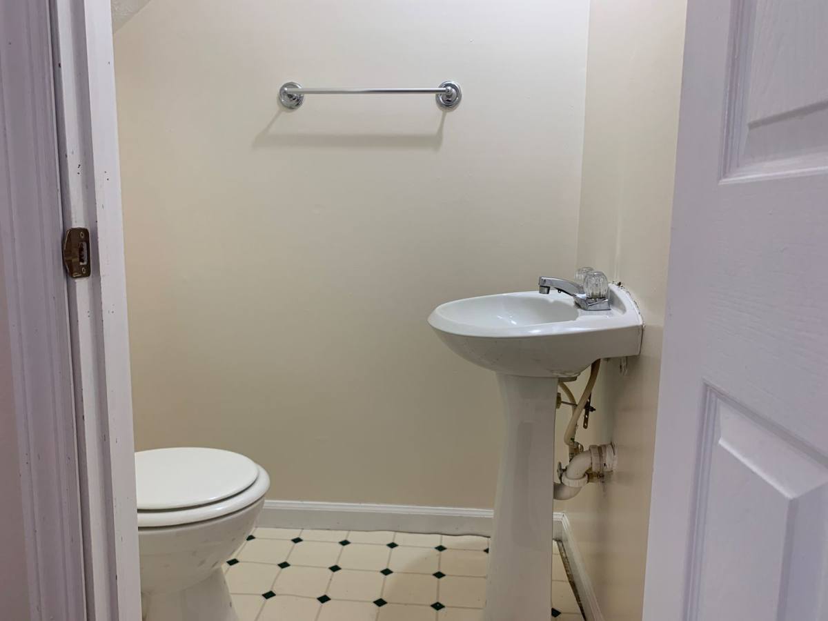 Apartment for rent at 1112 Burns Ave, Morgantown, WV 26505