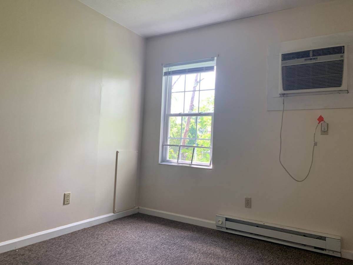 Apartment for rent at 1112 Burns Ave, Morgantown, WV 26505