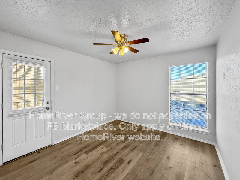 Apartment for rent at 9520 Royal Lane #211, Dallas, TX 75243