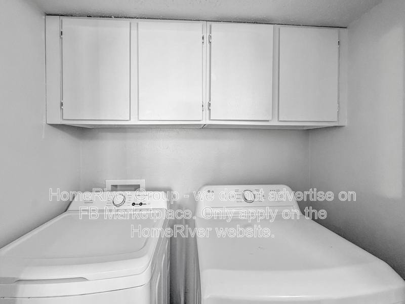 Apartment for rent at 9520 Royal Lane #211, Dallas, TX 75243