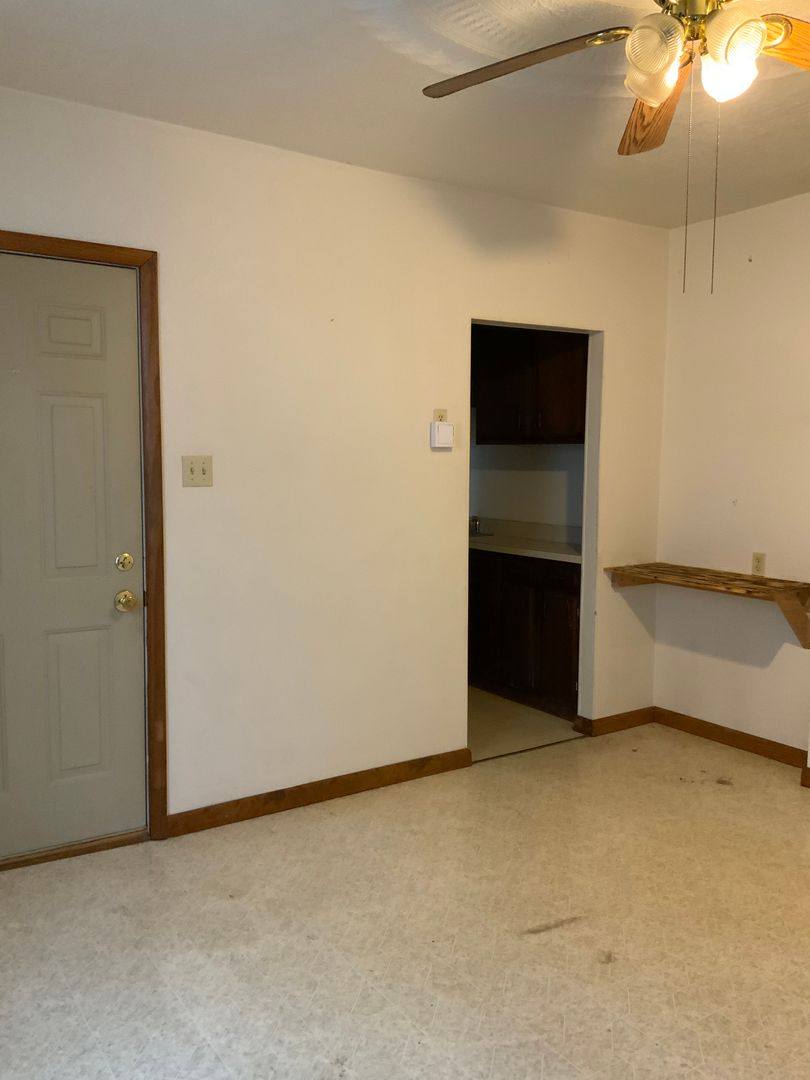 House for rent at 337 Decker Ave, Johnstown, PA 15906
