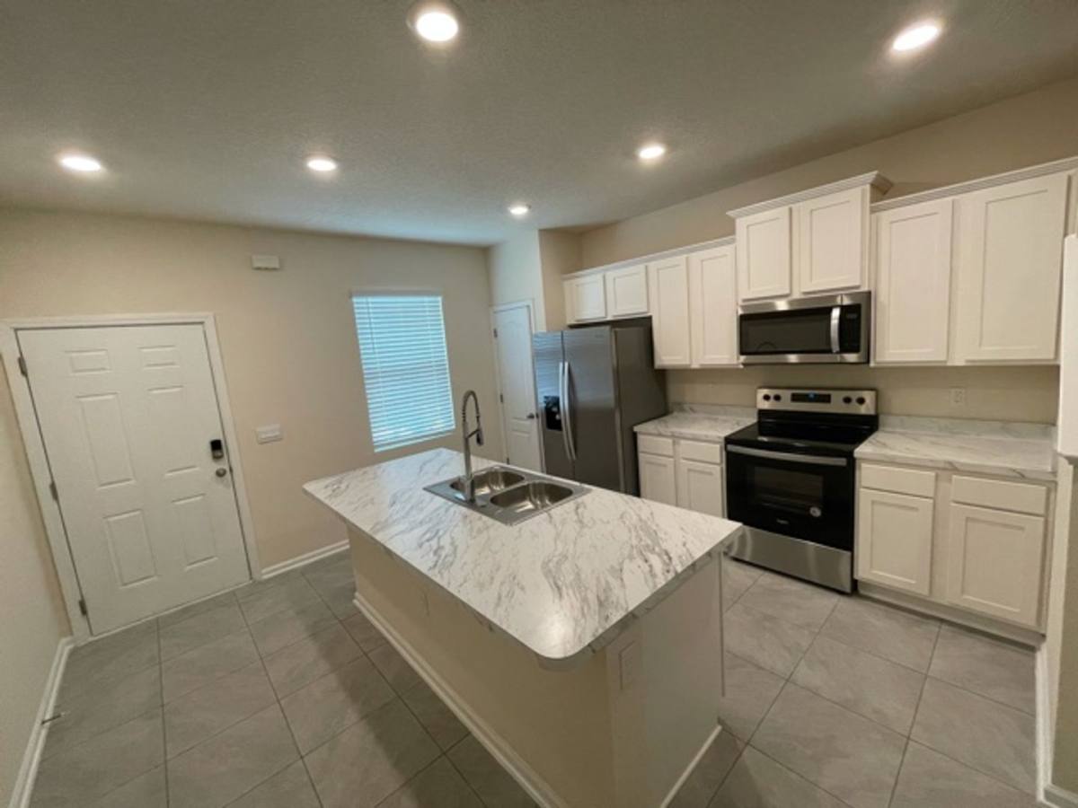 Townhouse for rent at 2850 Black Buck Circle, Jacksonville, FL 32225