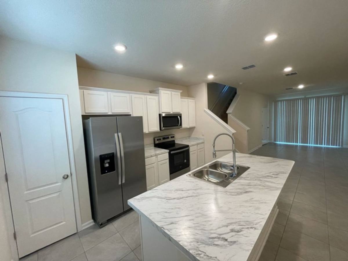 Townhouse for rent at 2850 Black Buck Circle, Jacksonville, FL 32225