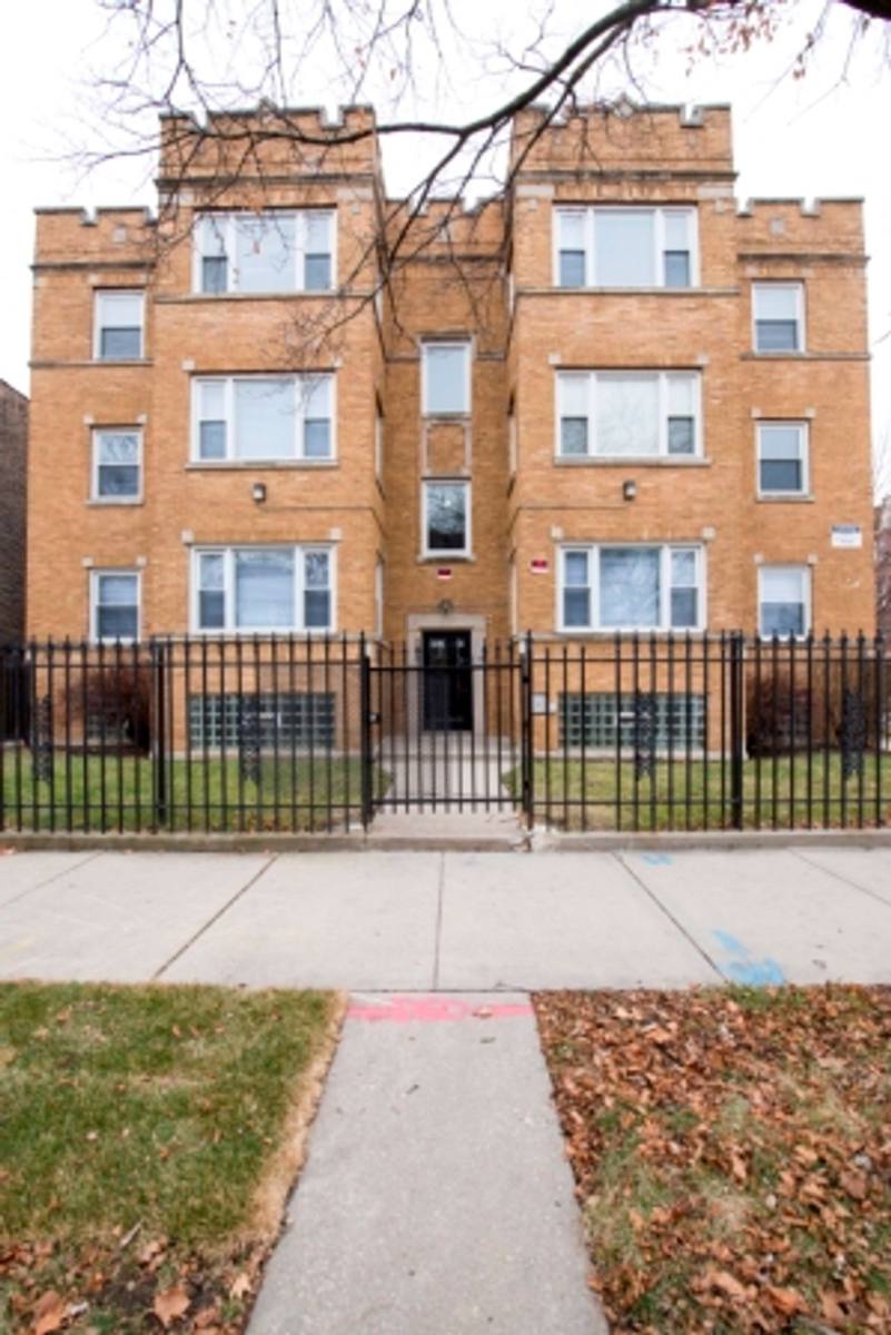 Apartment for rent at 1414-18 W 80th, Chicago, IL 60620