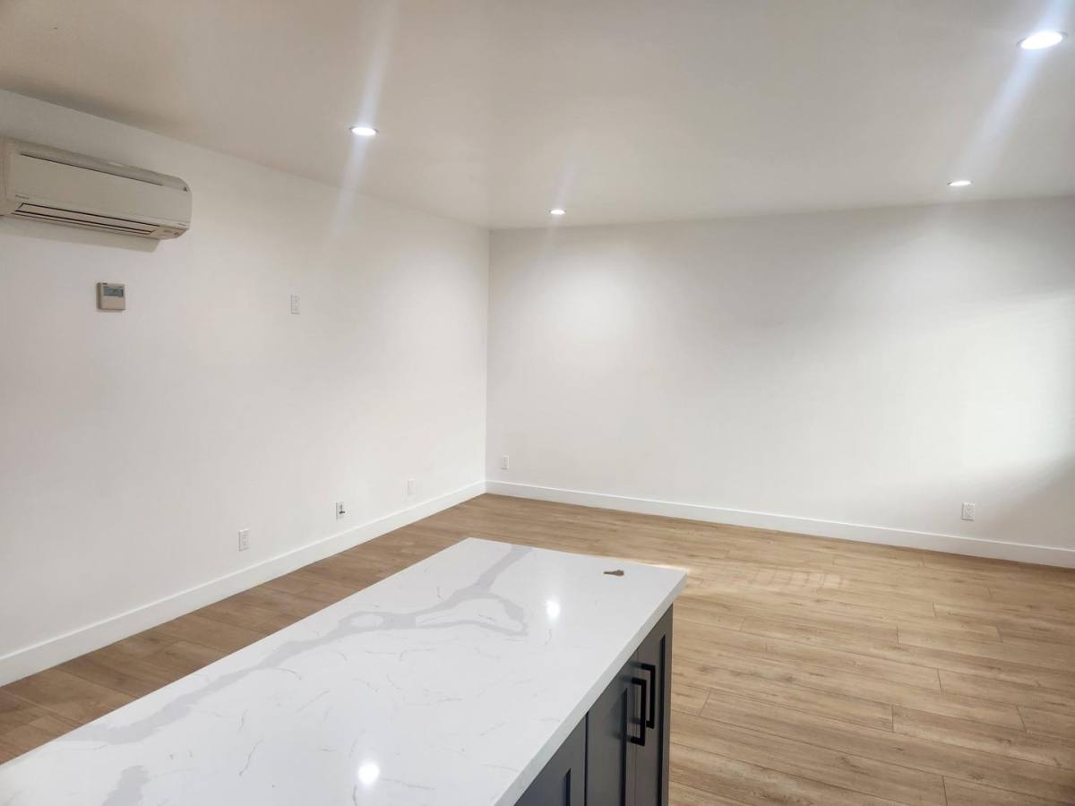 Apartment for rent at 11019 Fruitland Dr, Studio City, CA 91604