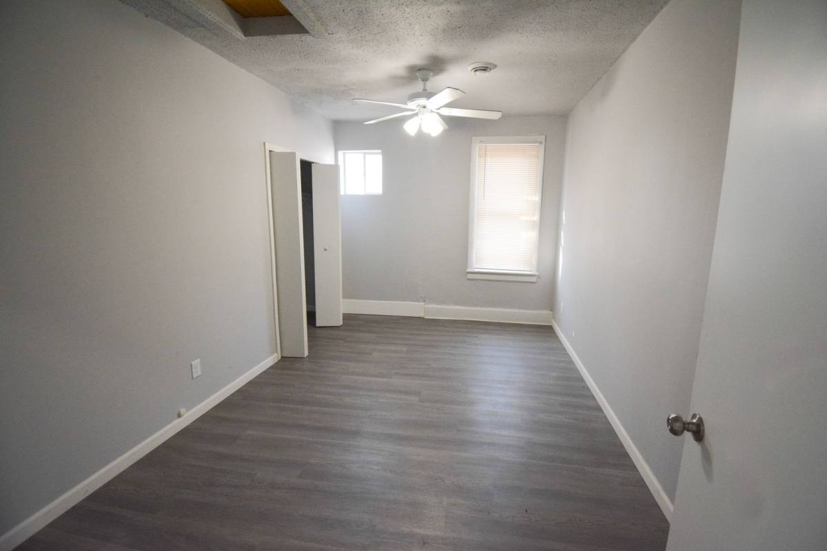 Apartment for rent at 1516 1520 E Hawthorne Ave, Albert Lea, MN 56007