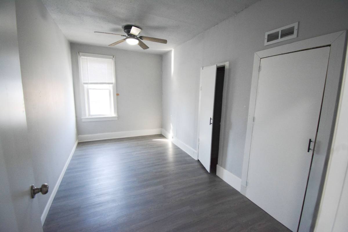 Apartment for rent at 1516 1520 E Hawthorne Ave, Albert Lea, MN 56007