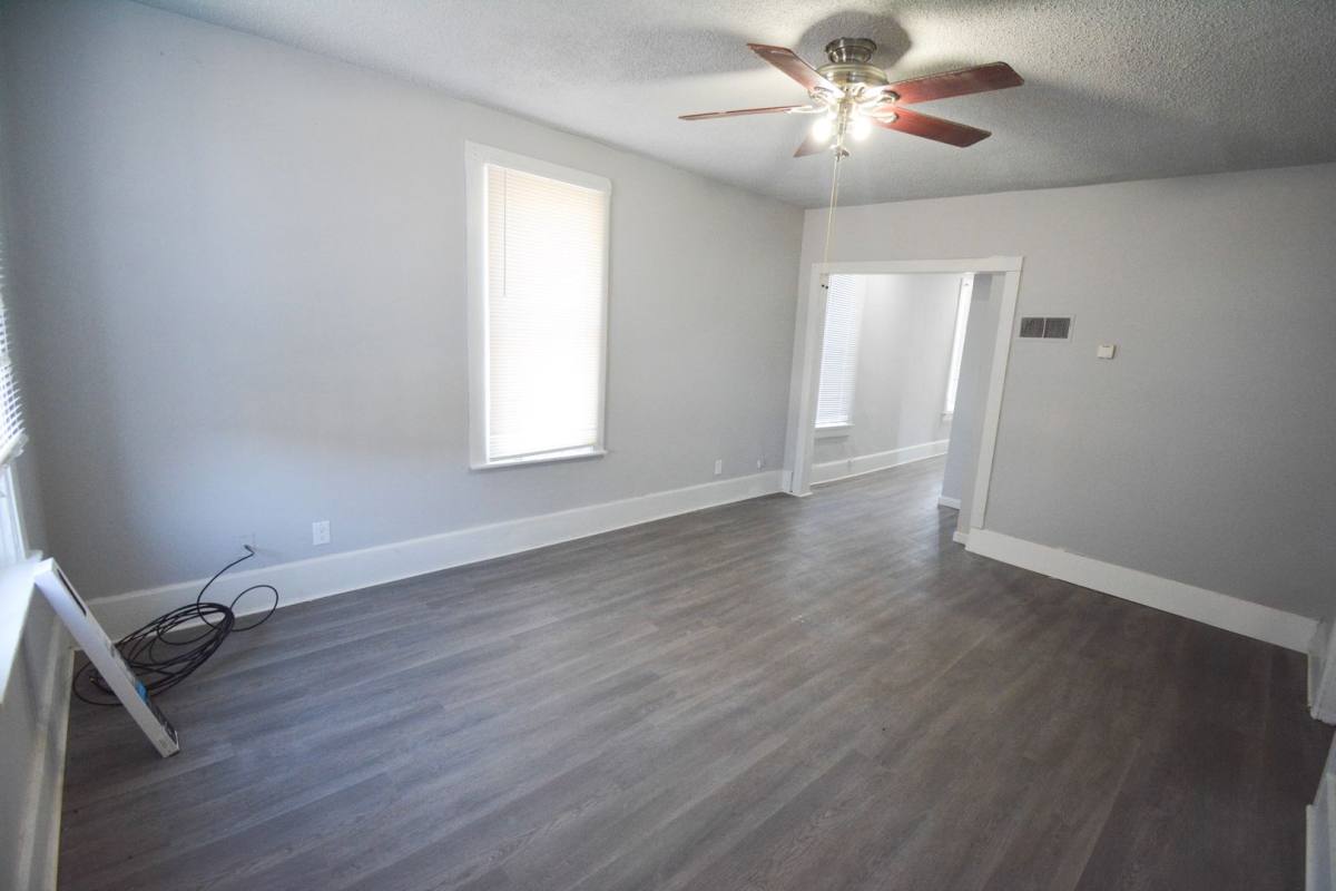 Apartment for rent at 1516 1520 E Hawthorne Ave, Albert Lea, MN 56007