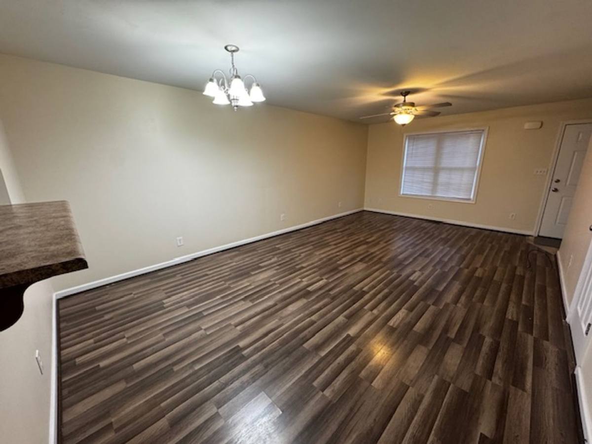 Townhouse for rent at 1810 Broadway St, Lynchburg, VA 24501