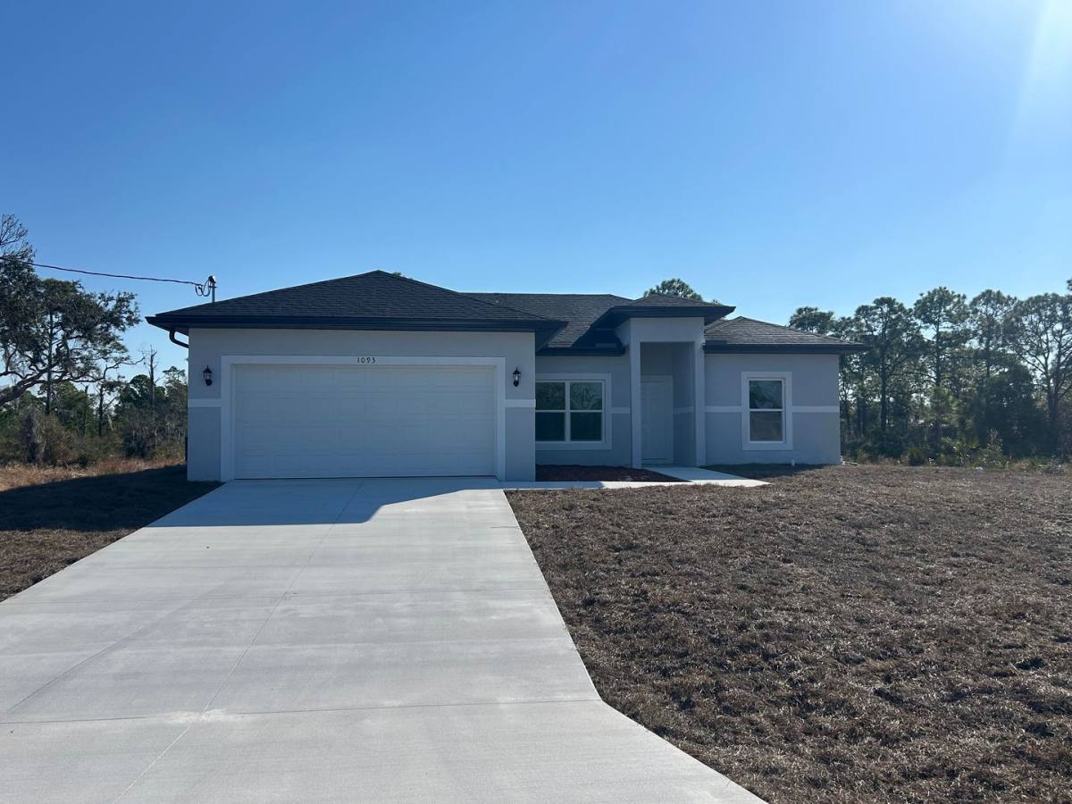 House for rent at 1093 Breckinridge Ave, Lake Placid, FL 33852
