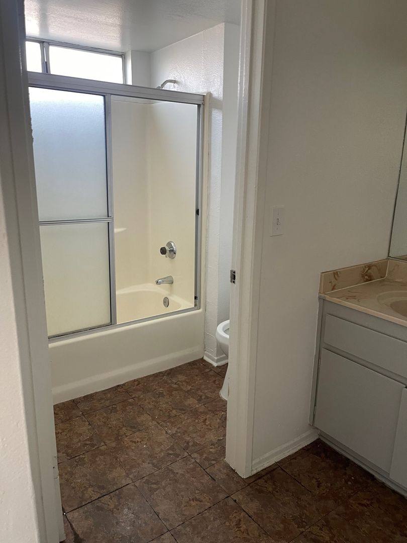 Apartment for rent at 11210 Chamberlaine Way, Adelanto, CA 92301