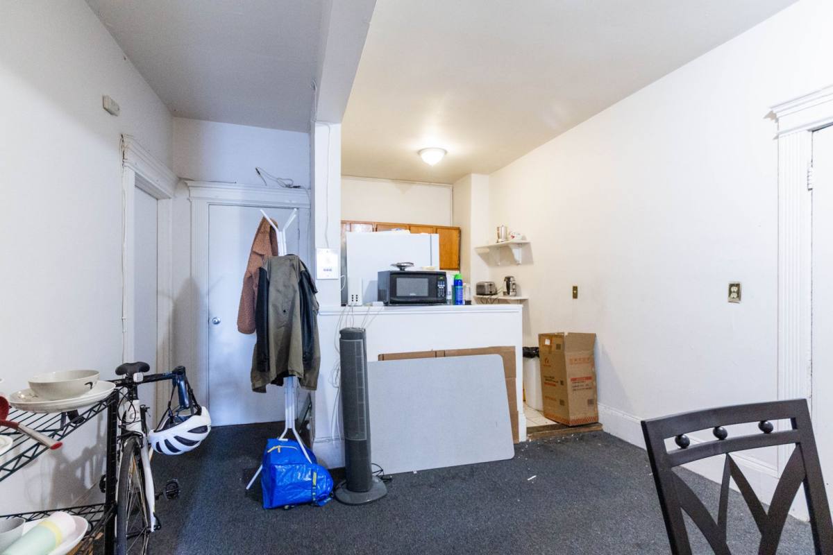 Apartment for rent at 56 Brighton Ave #5, Allston, MA 02134