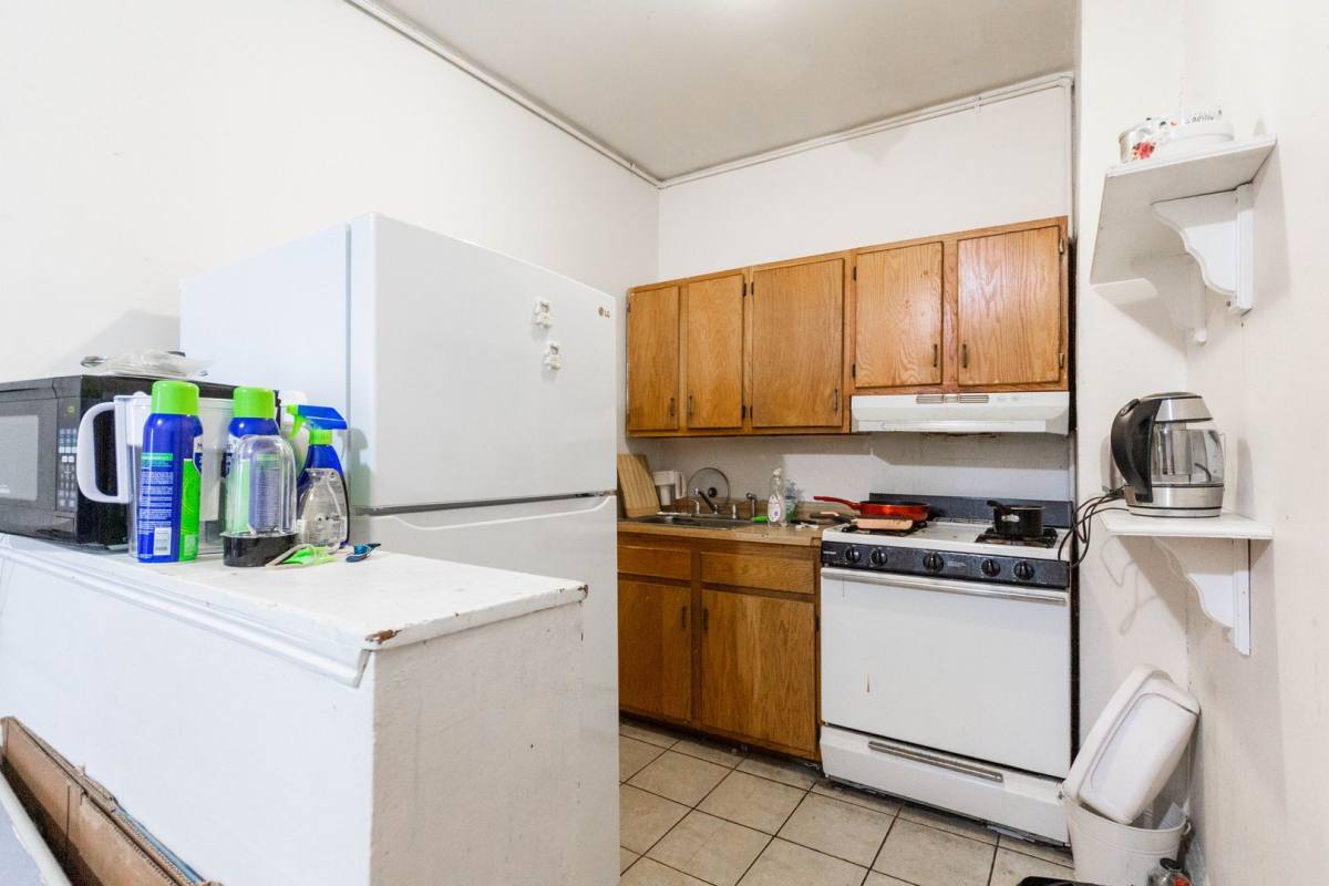 Apartment for rent at 56 Brighton Ave #5, Allston, MA 02134