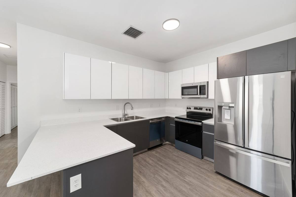 Townhouse for rent at 1591 NW 29th Rd, Gainesville, FL 32605