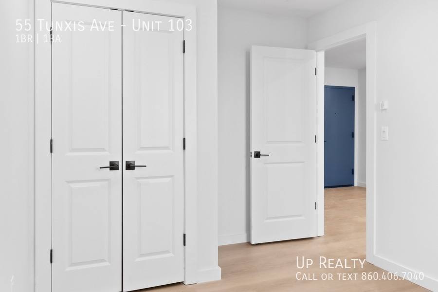 Apartment for rent at 55 Tunxis Ave, Bloomfield, CT 06002