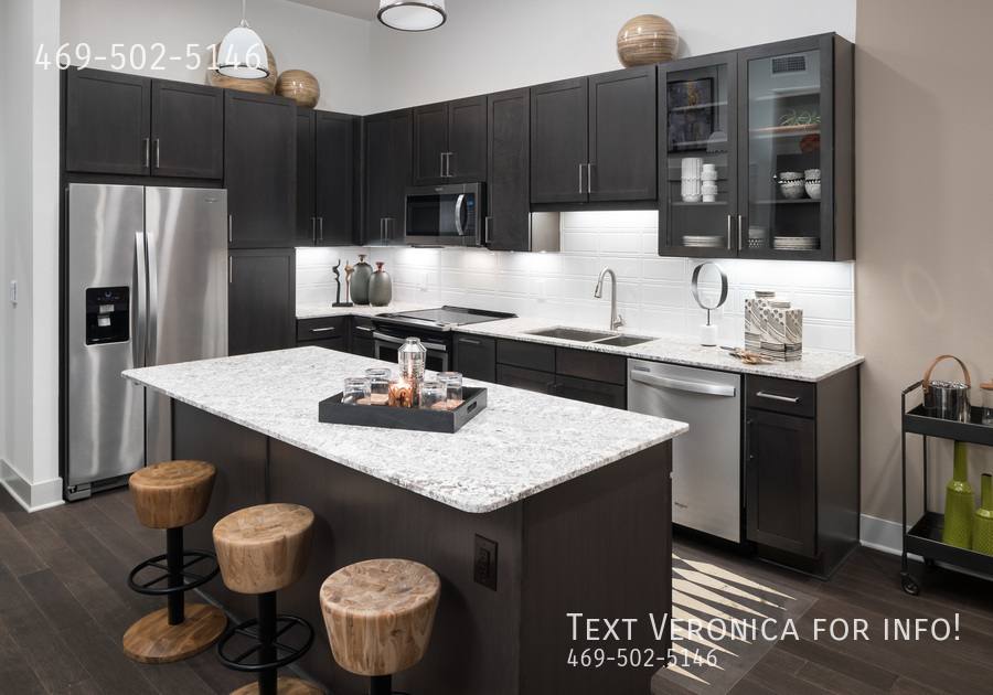 Townhouse for rent at 5619 Belmont Ave, Dallas, TX 75206