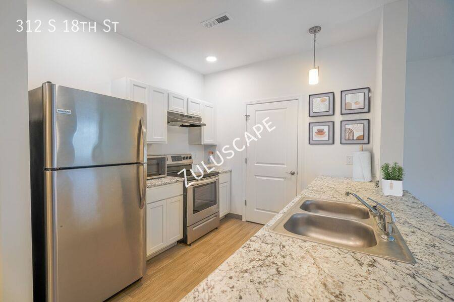 Apartment for rent at 312 S 18th St, Elwood, IN 46036