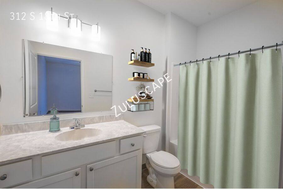 Apartment for rent at 312 S 18th St, Elwood, IN 46036