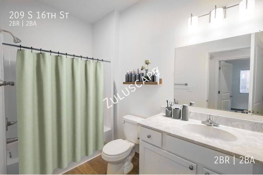 Apartment for rent at 209 S 16th St, Elwood, IN 46036