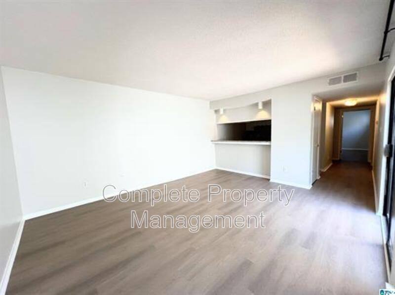Condo for rent at 3350 Altamont Rd #C, Birmingham, AL 35205