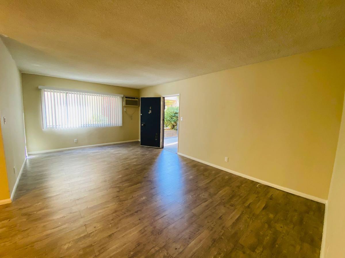 Apartment for rent at 1212 S Ogden Dr, Los Angeles, CA 90019