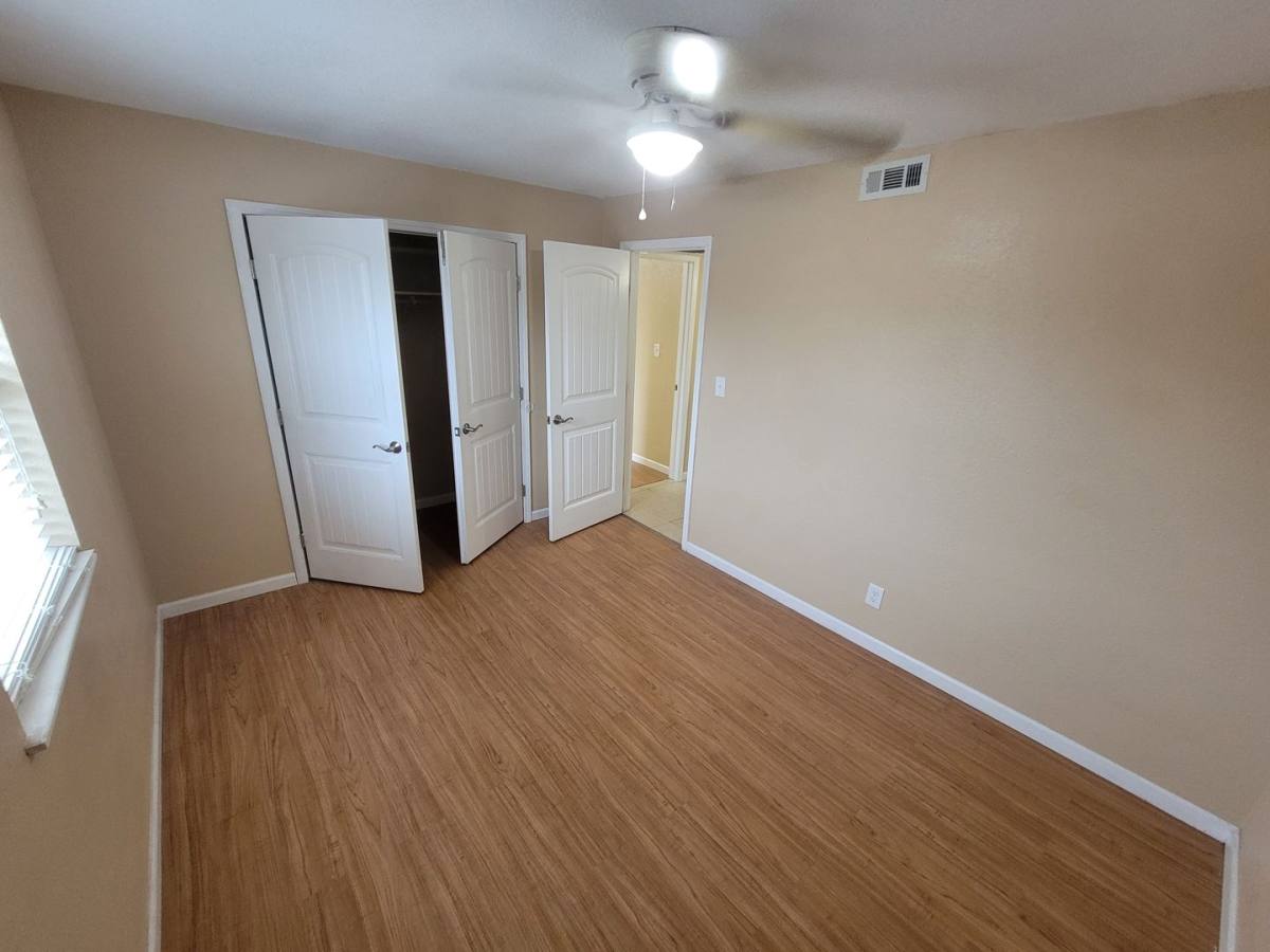 Apartment for rent at 3516 S Rangeline Rd, Joplin, MO 64804