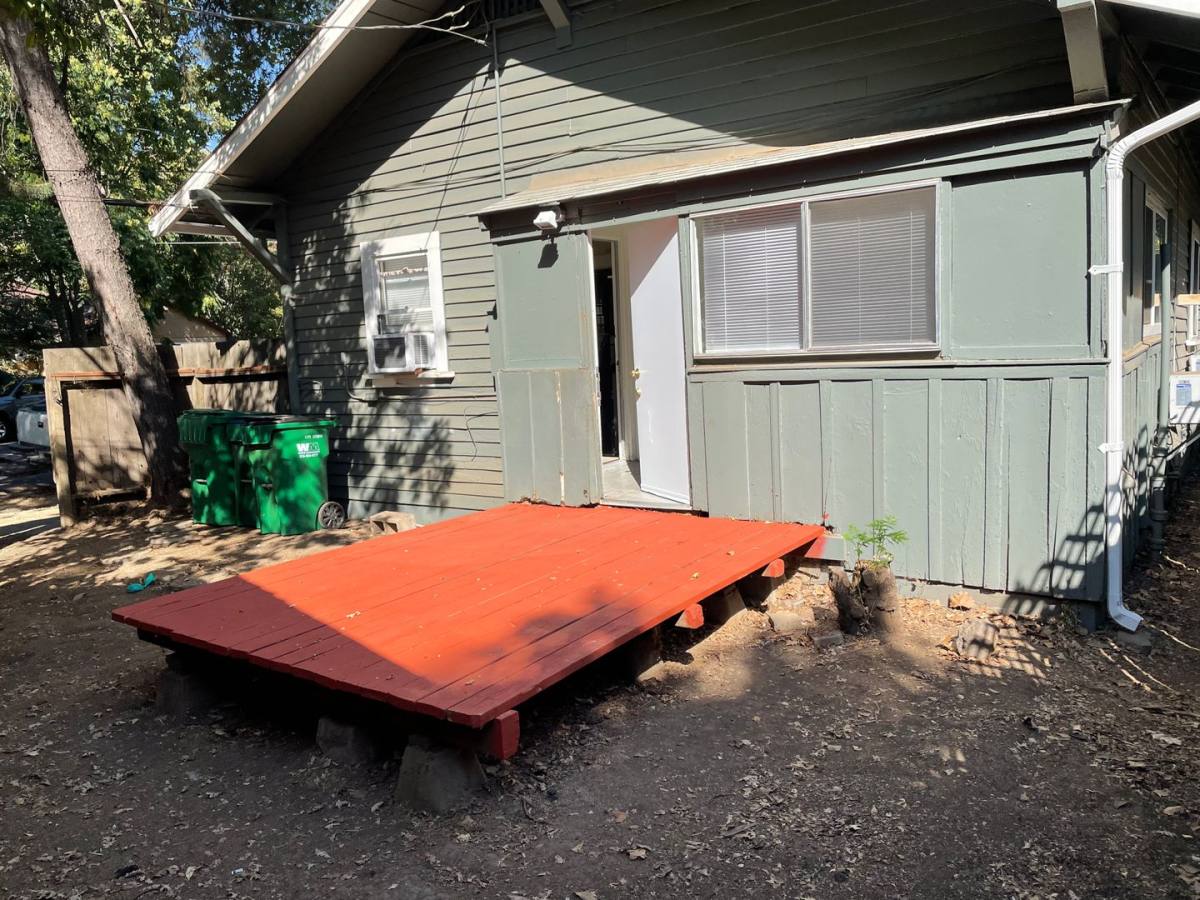 Apartment for rent at 451 E 8th St, Chico, CA 95928