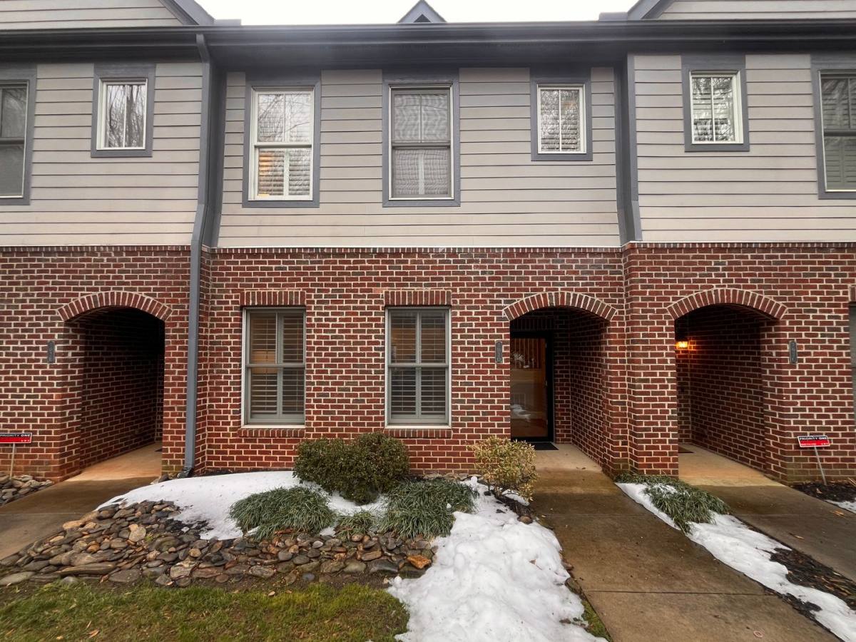 Townhouse for rent at 702 Bennett St #D, Greenville, SC 29609