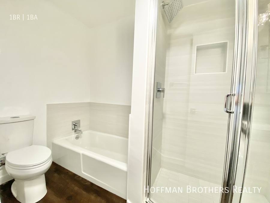 Apartment for rent at 919 N Alfred St #105, West Hollywood, CA 90069
