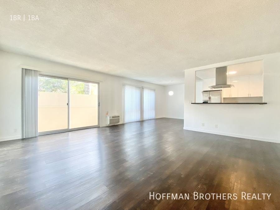 Apartment for rent at 919 N Alfred St #105, West Hollywood, CA 90069