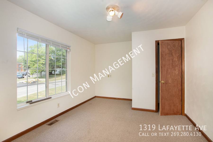 House for rent at 1319 Lafayette Ave, Kalamazoo, MI 49006
