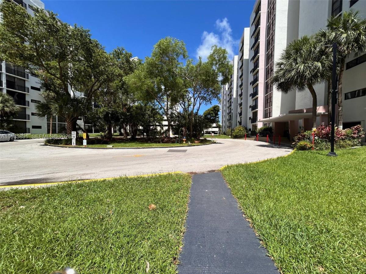Condo for rent at 16909 N Bay Rd #602, North Miami Beach, FL 33160