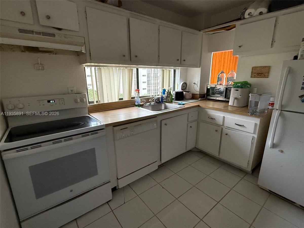 Condo for rent at 16909 N Bay Rd #602, North Miami Beach, FL 33160