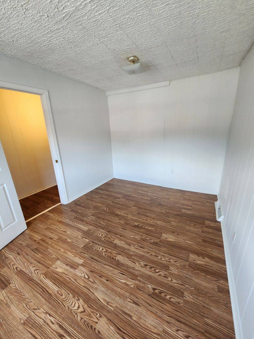 House for rent at 1517 Walnut St, Harrisburg, PA 17103