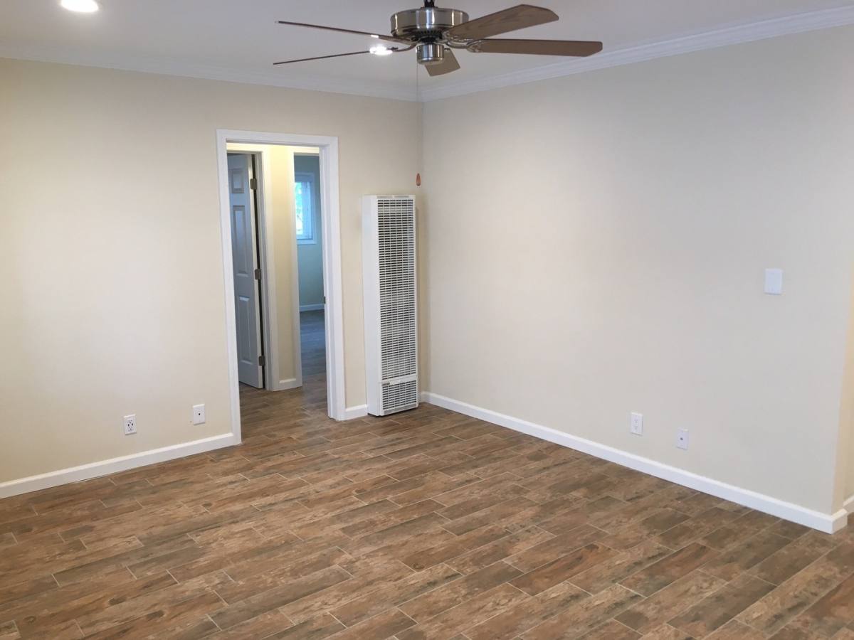 Apartment for rent at 1160 Manhattan Beach Blvd, Manhattan Beach, CA 90266