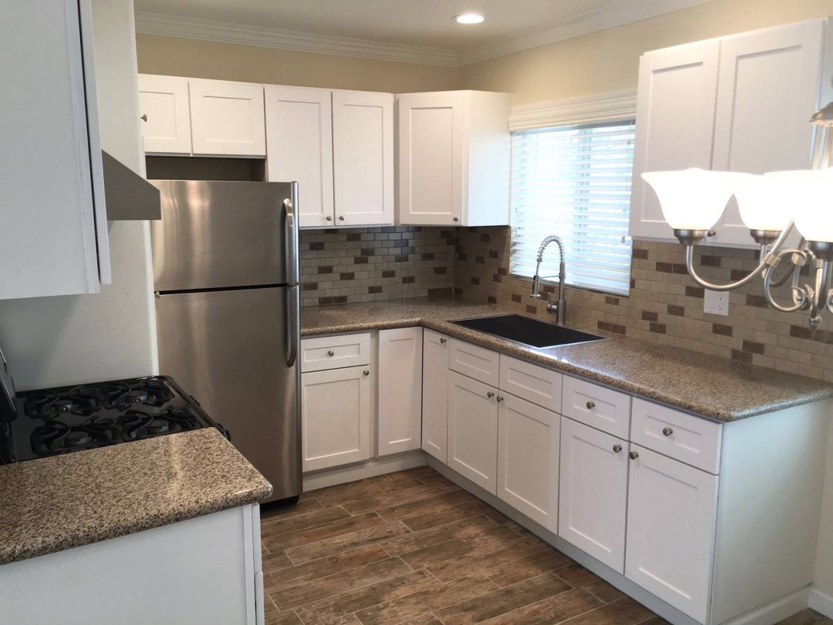 Apartment for rent at 1160 Manhattan Beach Blvd, Manhattan Beach, CA 90266