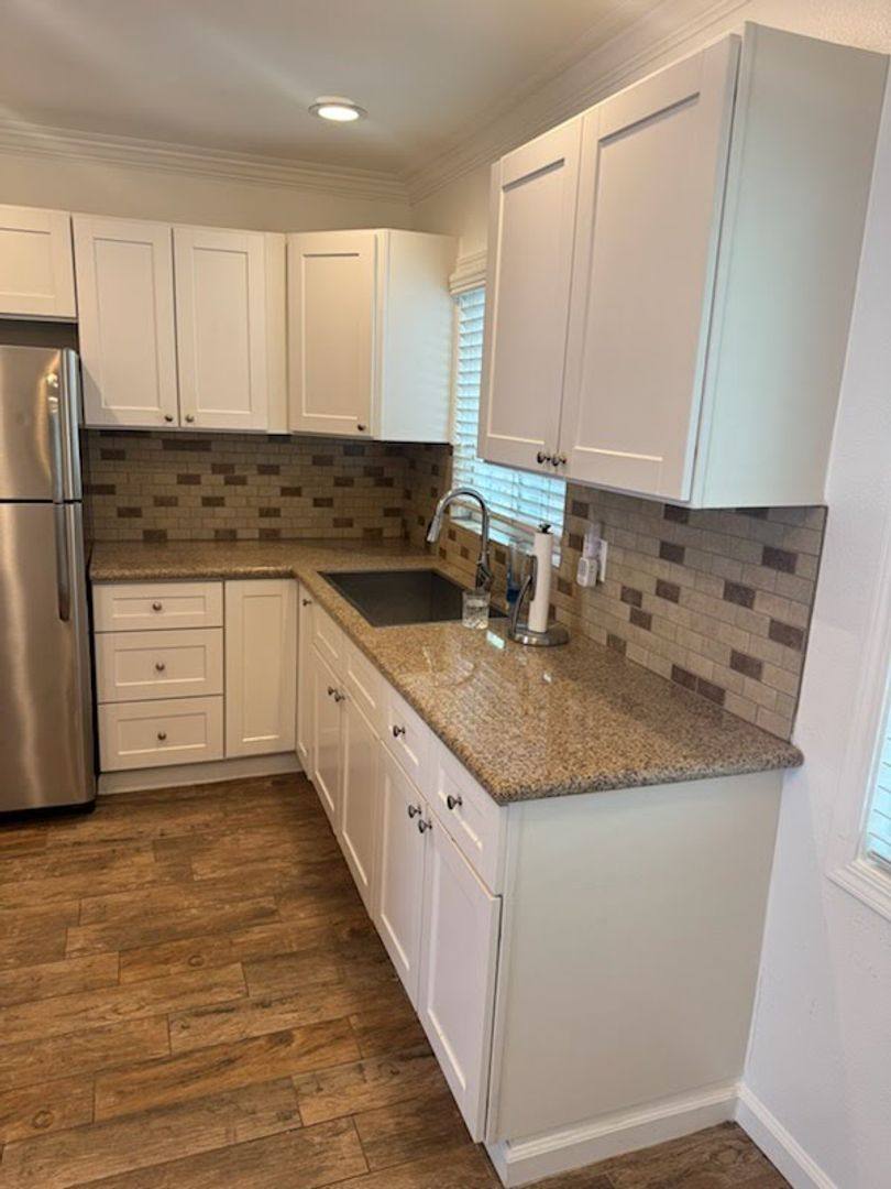 Apartment for rent at 1160 Manhattan Beach Blvd, Manhattan Beach, CA 90266