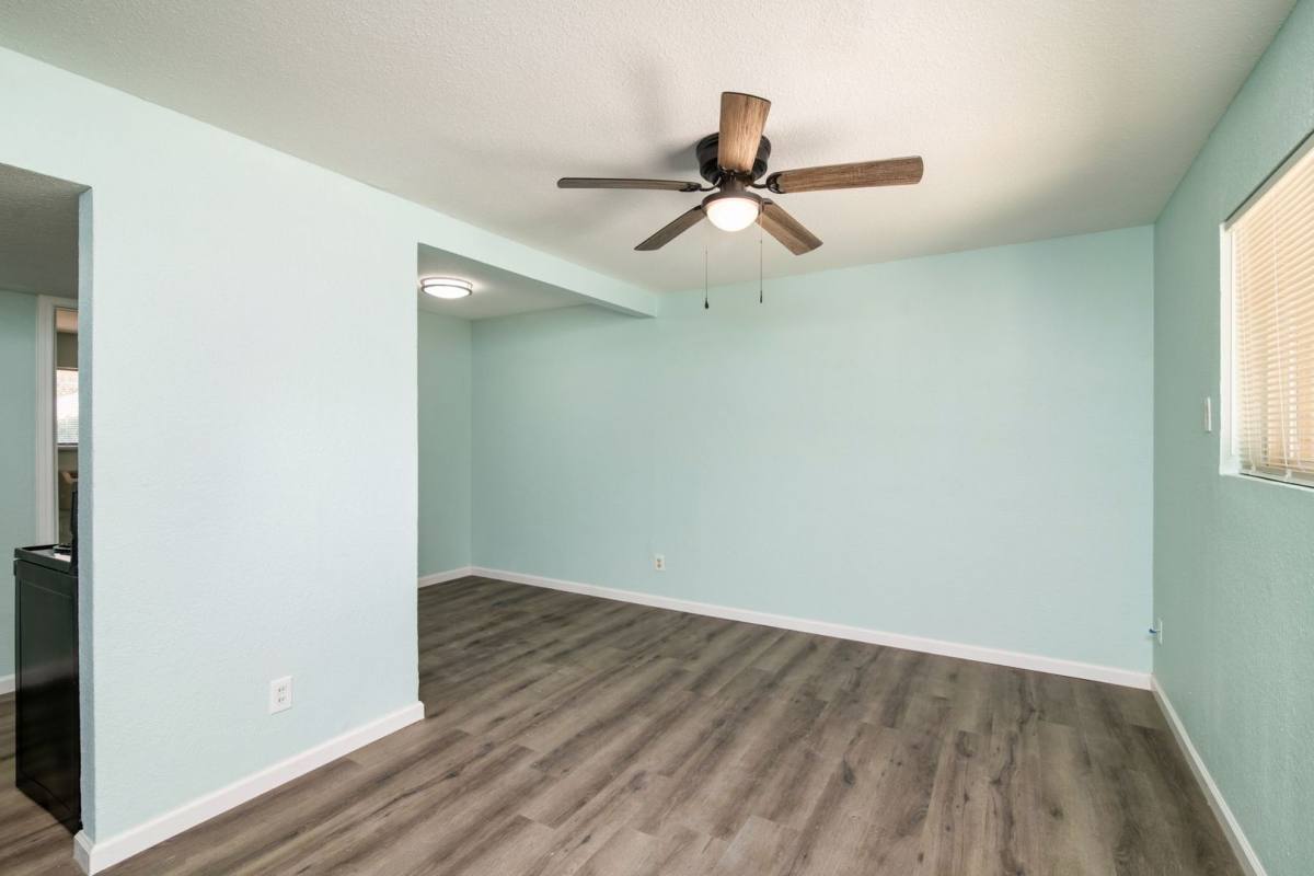 Apartment for rent at 811 S Mesquite St, Arlington, TX 76010