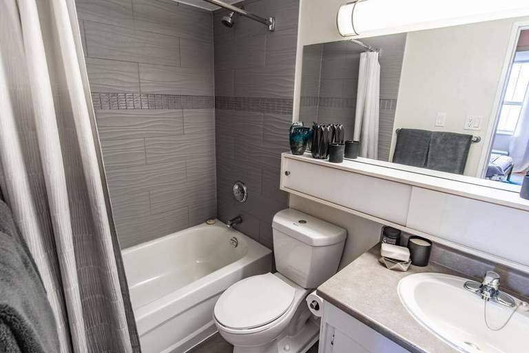 Apartment for rent at 102 E Josephine St, San Antonio, TX 78215