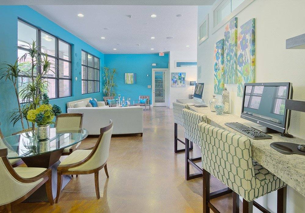 Apartment for rent at 2222 Smith St, Houston, TX 77006