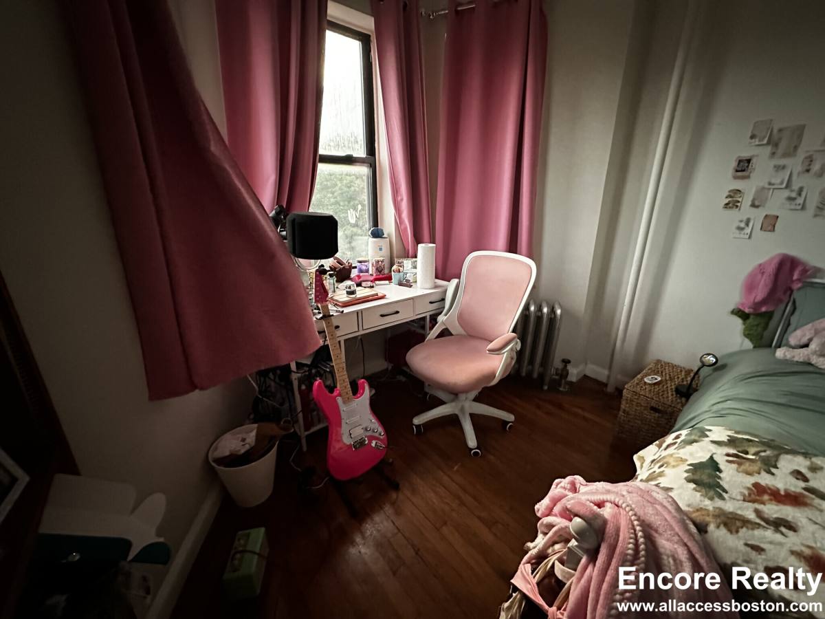 Apartment for rent at 38 Hemenway St #38, Boston, MA 02115